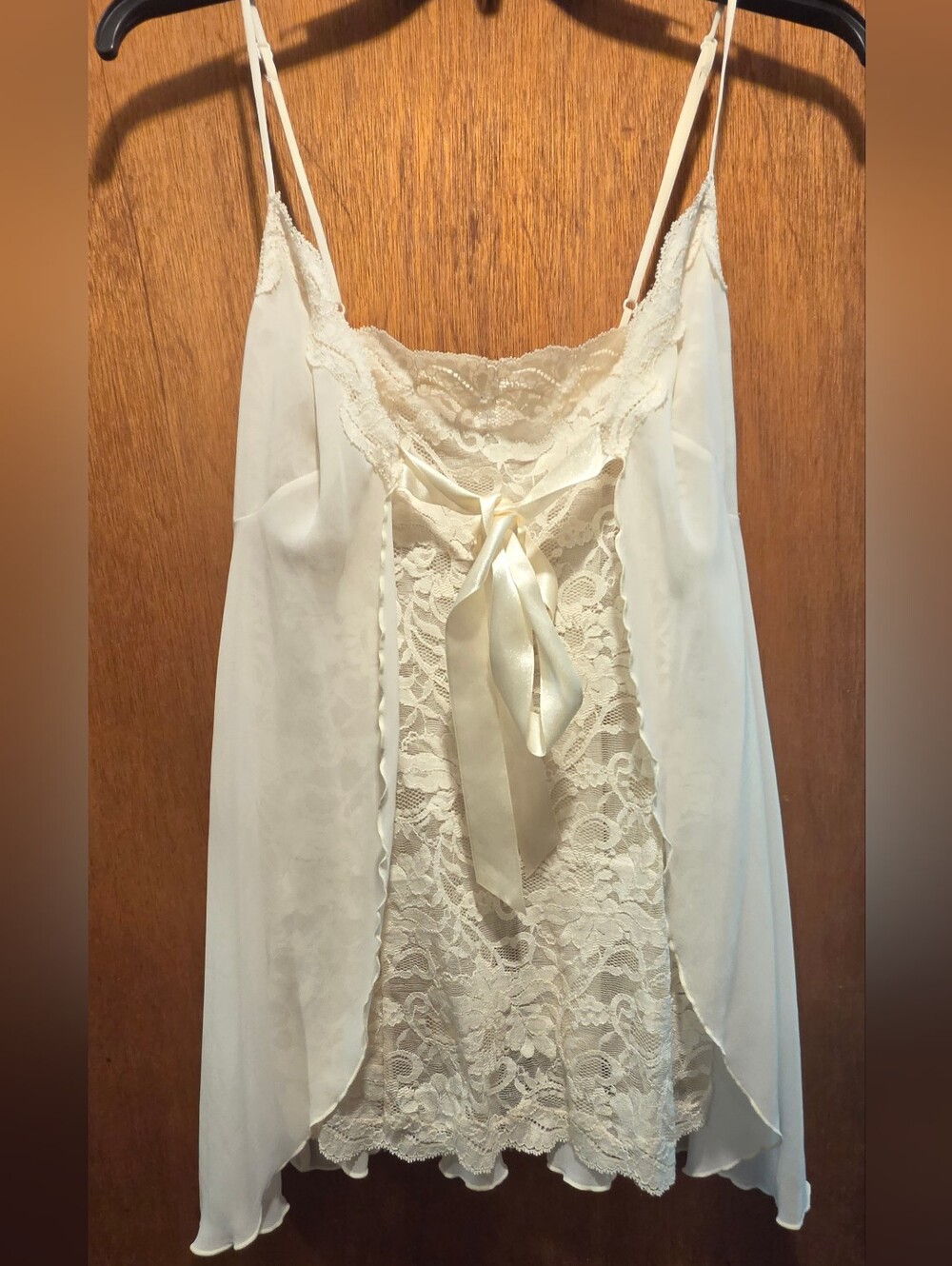 Victoria's Secret Vintage Like New Ivory Lace Chemise with Satin Bow SzS - Picture 2 of 10